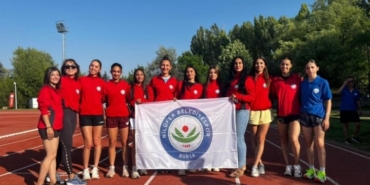 1819036-nilufer-belediyespor-atletizm-takimi-super-lig-e-yukseldi-684fc7e747d0f.jpeg