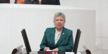 chp-milletvekili-yontar-vatandas-sorusturma-tehdidiyle-susturuluyor-1750262122-509_large.webp.webp