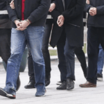 1820412-ticaret-bakanligi-duyurdu-kacakcilik-operasyonu-34-milyarlik-kacak-esya-ele-gecirildi-68564f.png