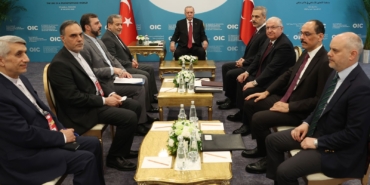 cumhurbaskani-erdogan-iran-disisleri-bakani-abbas-arakciyi-kabul-etti-1zqq.jpg