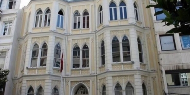 sislide-gosteri-yuruyus-ve-acik-hava-toplantilari-1-gun-sureyle-yasaklandi-rfil.jpg