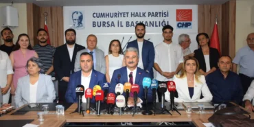 chp-bursa-dan-egitim-notu-egitim-cokuyor-meb-sinifta-kaldi-1750681371-255_large.webp.webp
