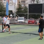 konya-da-ayak-tenisi-heyecani-1750761078-253_large.webp.webp
