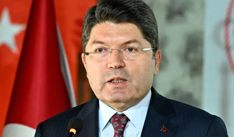 Denetimli Serbestlikle Topluma Yeni Fırsatlar