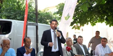 bursa-osmangazi-de-baskan-aydin-ivazpasalilarla-bulustu-osmangazi-de-kentsel-donusum-ve-hizmet-atagi.webp