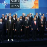 nato-liderler-zirvesi-nde-aile-fotografi-cekildi-1750856311-718_large.webp.webp