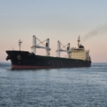 1821325-karaya-oturan-gemide-kirlilik-riski-yok-685c725e5365a.jpg