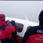 son-dakika-rize-bayburt-sinirina-dusen-ucak-bulundu-ftk9.jpg