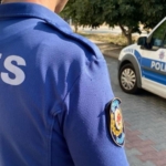 trafikte-dehset-veren-anlar-baltayla-saldirdi-wm40.jpg