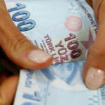 merkez-bankasi-faiz-dusurdu-bankalar-harekete-gecti-300-bin-tlnin-bir-aylik-getirisi-belli-oldu-3gm6.jpeg