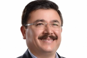 1831308-adana-da-traktor-devrildi-1-olu-688e66799febd.jpg
