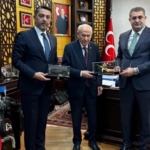 1831485-mhp-lideri-bahceli-gokboru-hava-savunma-sistemlerinin-ureticisi-gunay-onder-i-kabul-etti-688.jpeg