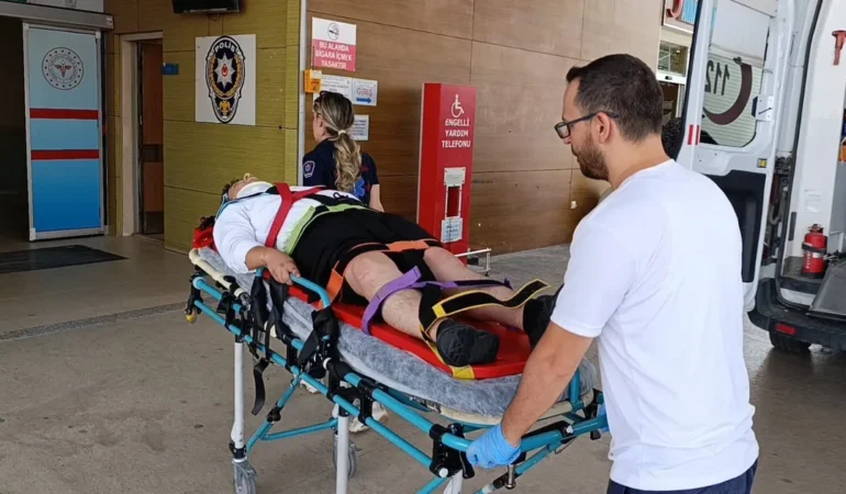 Bursa’da Otobüs Tır’a Çarptı: 1 Yaralı!