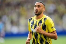 1834197-fenerbahce-de-cenk-tosun-ile-yollar-ayriliyor-yeni-takimi-belli-olmak-uzere-689b5eea12579.jp_.jpeg