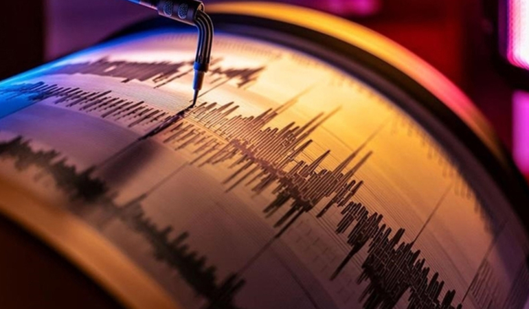 Balıkesir’de 879 Deprem Sarsıntısı Gerçekleşti!