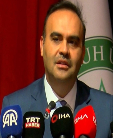 bakan-kacir-tarihin-bir-kirilma-noktasindayiz-p892.jpg