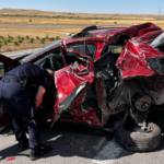 kamyon-otomobile-arkadan-carpti-olu-ve-yaralilar-var-esxa.jpg