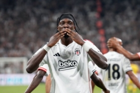 1835734-tammy-abraham-gol-sayisini-6-ya-cikardi-68a25e4e8d736.jpg