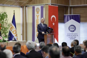 bakan-bolat-yedpa-da-otomotiv-sektoruyle-bulustu-1755517101-41_large.webp.webp