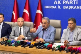 hayati-yazici-bursa-da-turkiye-nin-kuresel-vizyonunu-bursa-dan-degerlendirdi-1755853426-41_large.web_.webp