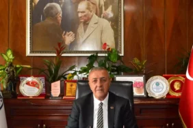 ardahan-gole-belediye-baskani-gokhan-budak-chp-den-istifa-etti-1756137990-721_large.webp.webp