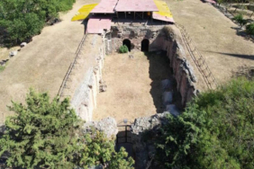 arkeolojik-kazilarda-ortaya-cikarildi-istanbulda-binalarin-arasinda-sakli-tarih-uqqa.jpg