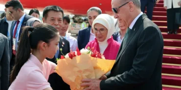 cumhurbaskani-erdogan-sanghay-isbirligi-orgutu-zirvesi-icin-cin-de-1756623341-6_large.webp.webp