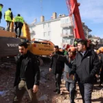 bakan-kurum-a-elazig-dan-fahri-berat-1756996122-986_large.webp.webp