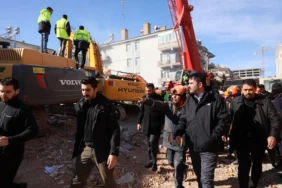 bakan-kurum-a-elazig-dan-fahri-berat-1756996122-986_large.webp.webp