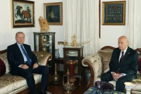 cumhurbaskani-erdogan-mhp-lideri-bahceli-yi-evinde-ziyaret-etti-1756998032-612_large.webp.webp