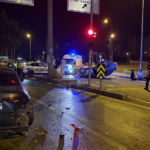 kayseride-isikta-bekleyen-otomobile-arkadan-carpan-arac-takla-atti-hkfd.jpg