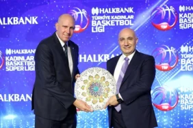 kadin-basketboluna-halkbank-imzasi-1757108361-209_large.webp.webp