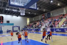 tmp-1757153767-bb-spor-okullari-nda-yen-d-nem-ba-ladi-1-1757155328-833-1757155338-883_large.webp.webp