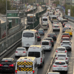 istanbulda-yeni-egitim-ogretim-yilinin-ilk-gununde-trafik-yogunlugu-mv0h.jpg