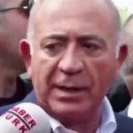gursel-tekin-den-istanbul-da-polis-korumasinda-aciklama-sikayet-eden-de-bizi-oneren-de-chp-li-175732.webp