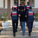 1842517-cezaevi-firarileri-ticari-takside-yakalandi-68bf5b7e6ce7a.jpg