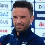 1842852-gokhan-gonul-yeniden-fenerbahce-de-68c1006353545.jpg