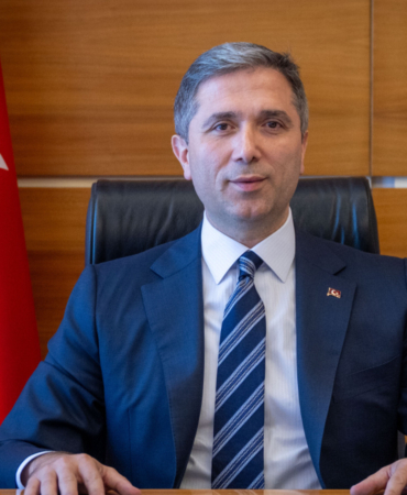 ak-parti-18-farkli-ulkeden-siyasi-partilerle-isbirligi-mutabakati-imzaladi-b3ox.jpg