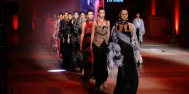 sanliurfa-nin-pamugu-moda-ile-bulustu-modaci-erol-albayrak-tan-urfa-da-muhtesem-defile-1760285648-26.webp