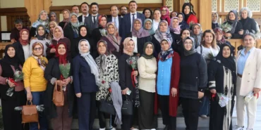 konyali-kadin-ciftciler-dunya-kadin-ciftciler-gunu-nde-bir-araya-geldi-1760536066-326_large.webp.webp