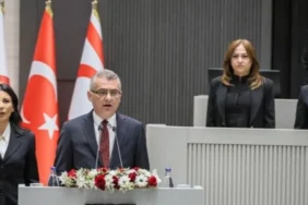 erhurman-goreve-basladi-kibris-turk-halkinin-huzuru-ve-refahi-icin-calisacagim-1761302801-865_large.webp