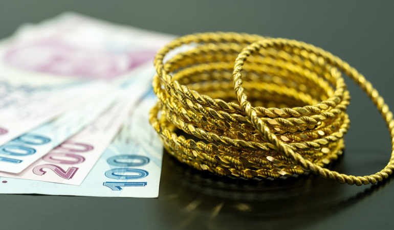 Altın Fiyatlarında Düşüş Devam Ediyor!