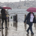 yarina-dikkat-istanbul-basta-olmak-uzere-bircok-kente-kuvvetli-yagis-geliyor-znoi.jpg