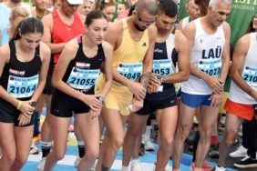 girne-yari-maratonu-nda-adimlar-dayanismaya-atti-1762272750-657_large.webp.webp