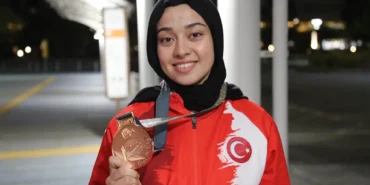 konyali-judocu-esma-gokulu-turkiye-ye-madalya-getirdi-1763385105-217_large.webp.webp