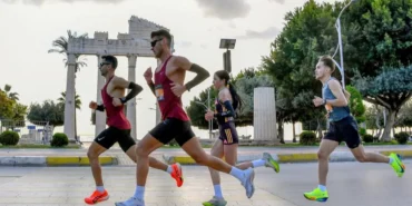 mersin-de-spor-ve-dostluk-maratonla-bulusuyor-1764230252-305_large.webp.webp