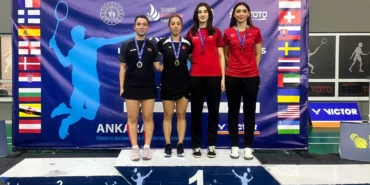 bursa-osmangazili-badmintoncu-adini-zirveye-yazdirdi-1764325668-76_large.webp.webp