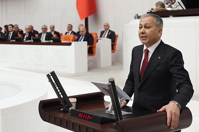 bakan-yerlikaya-2025-te-30-saldiri-engellendi-308-siginak-imha-edildi-1765901805-132_large.webp.webp