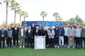 Başkan Büyükgöz’den Voleybol Takımına Destek