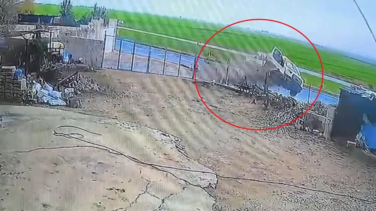 Nusaybin’de Mibzer Yüklü Kamyonet Kazası!